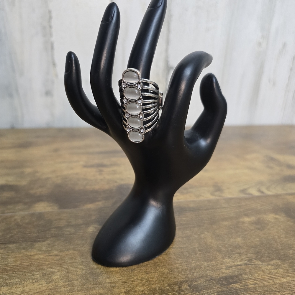 Elegant Silver Tone Women's Stretchy Ring